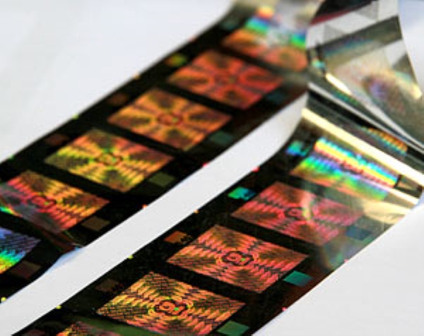 Tem Hologram, tem chống giả - In Tem Nhãn Kỹ Thuật Mới Vina - Công Ty TNHH In ấn Kỹ Thuật Mới Vina